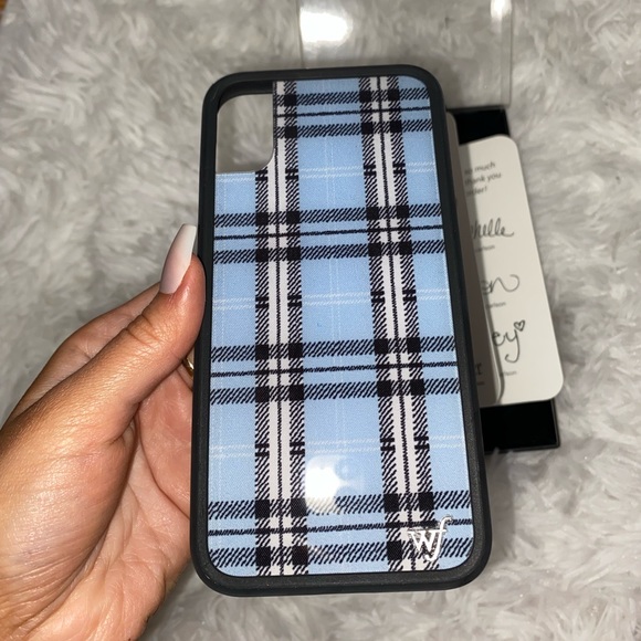 Wildflower Phone Case IPhone XS/ S - Picture 2 of 5